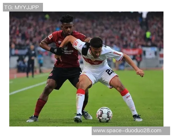 马赛主场迎战斯特拉斯全力争胜展现球队实力与斗志